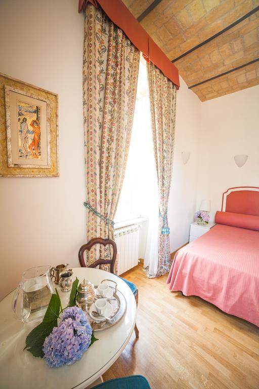Villa Paganini B&B Рим Стая снимка