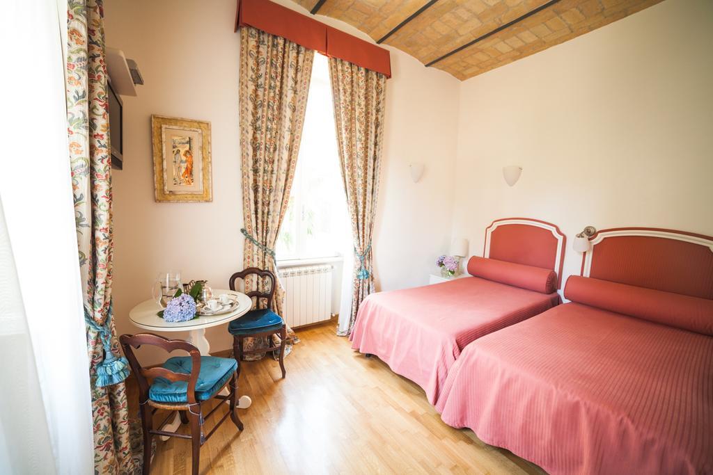 Villa Paganini B&B Рим Стая снимка